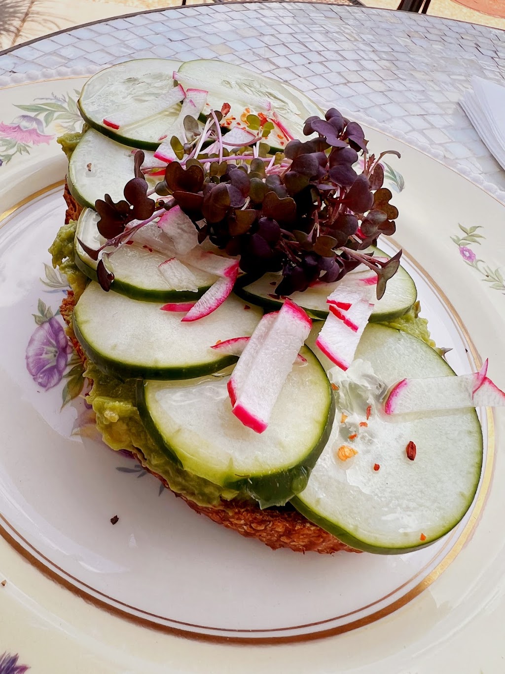 Fiddlehead Fern Cafe | cafe | 4066 Russell Blvd, St. Louis, MO 63110, USA | 3143008111 OR +1 314-300-8111