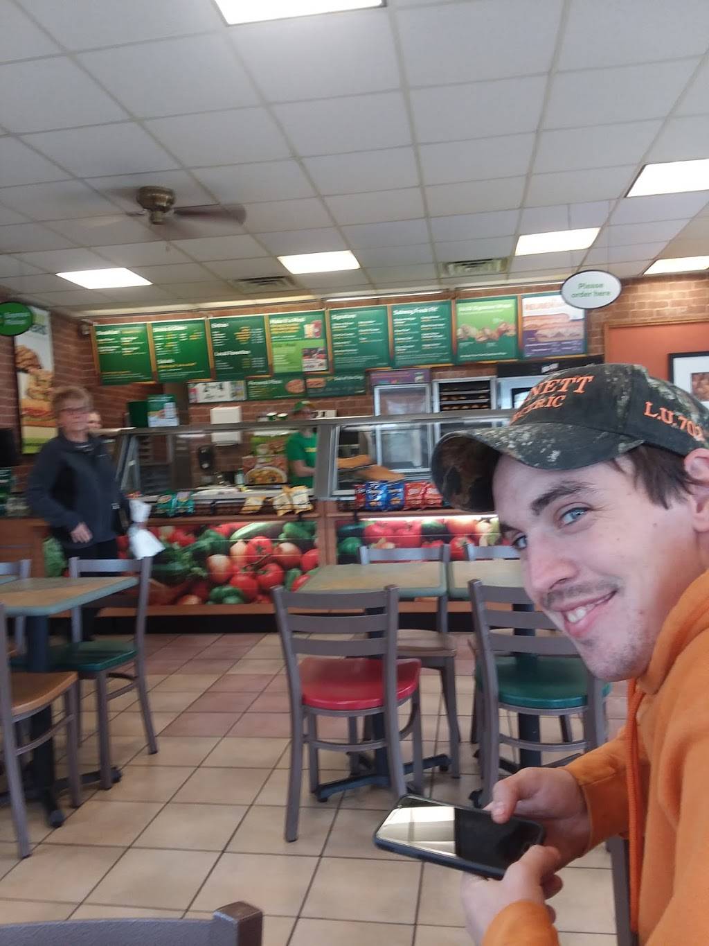 Subway Restaurants | restaurant | 920 S Park Ave, Herrin, IL 62948, USA | 6189426328 OR +1 618-942-6328