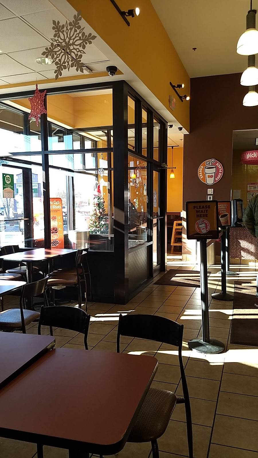 Dunkin | cafe | 2560 E 146th St, Carmel, IN 46033, USA | 3178444830 OR +1 317-844-4830