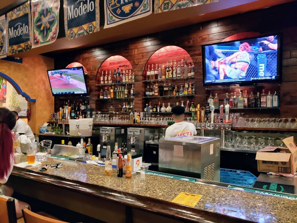 Los Bravos Mexican Restaurant | restaurant | 1255 Johnson Ferry Rd, Marietta, GA 30068, USA | 7709161776 OR +1 770-916-1776