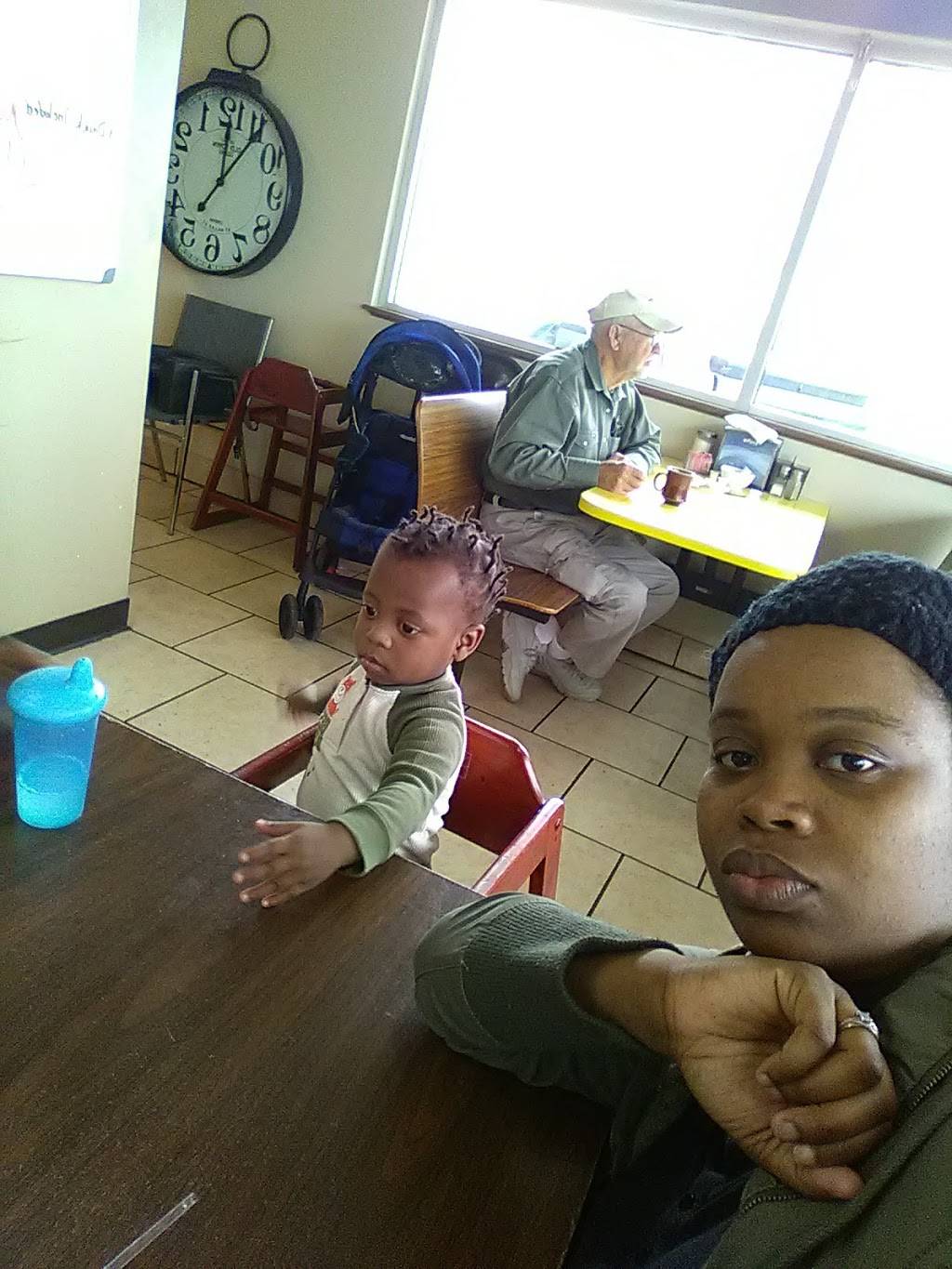 Cracker Jacks Cafe | restaurant | 1146 Jackson St, Anderson, SC 29625, USA | 8642315330 OR +1 864-231-5330