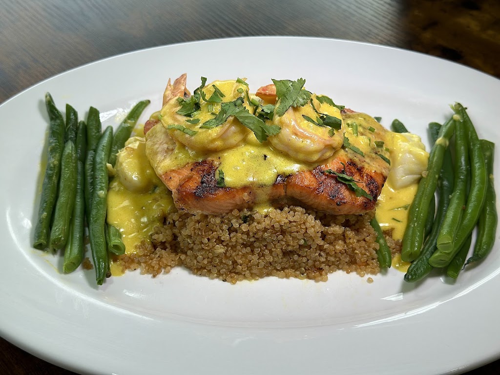 Cayta Peruvian Cuisine | restaurant | 7811 Airpark Rd, Gaithersburg, MD 20879, USA | 3012010111 OR +1 301-201-0111