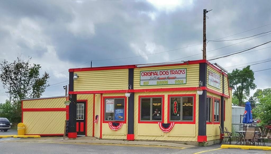 Original Tracks | restaurant | 100 S Lageshulte St, Barrington, IL 60010, USA | 8473044435 OR +1 847-304-4435