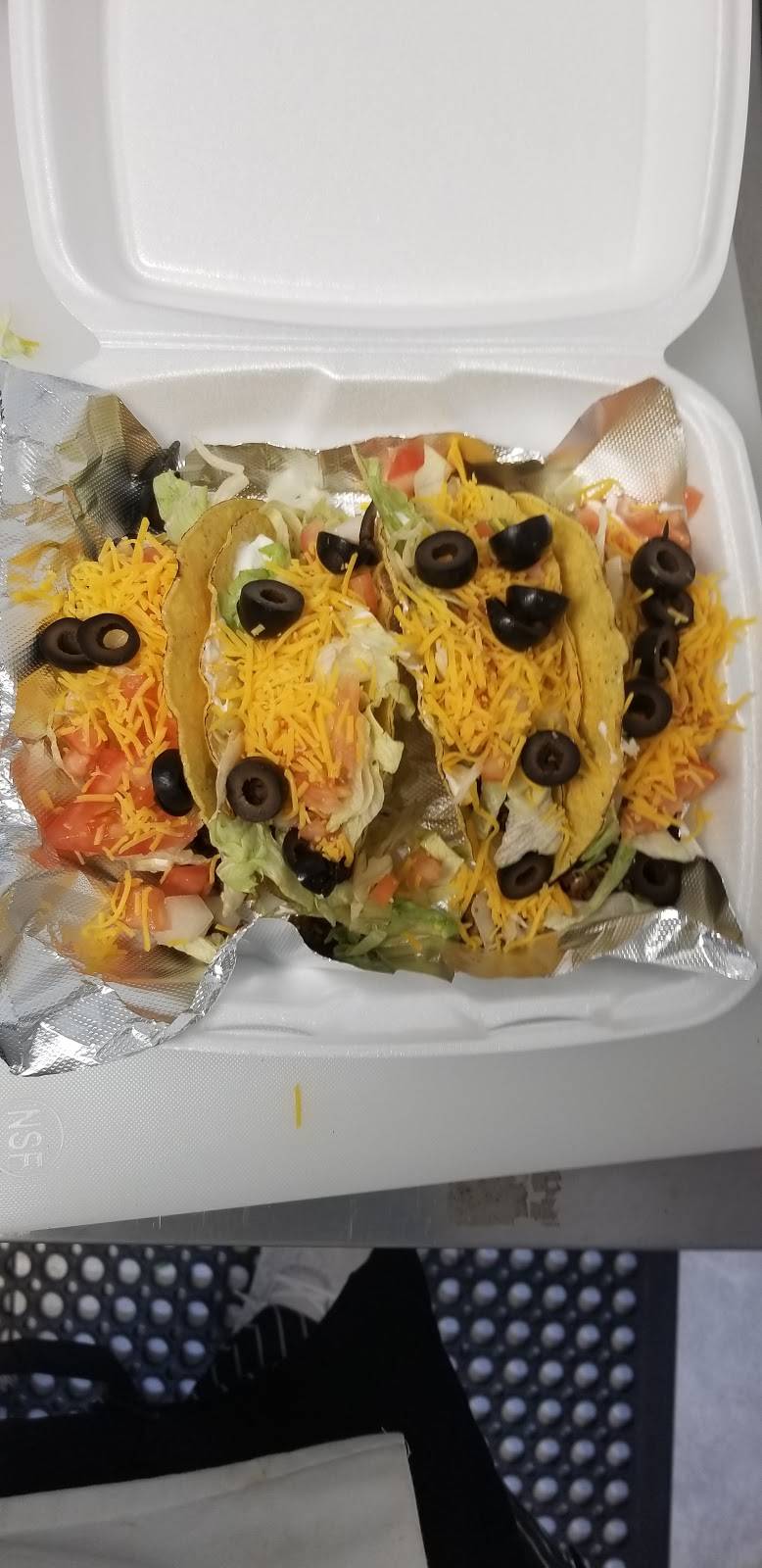 C Ruffs International Cuisine | restaurant | 19331 Joy Rd, Detroit, MI 48228, USA | 3133558077 OR +1 313-355-8077