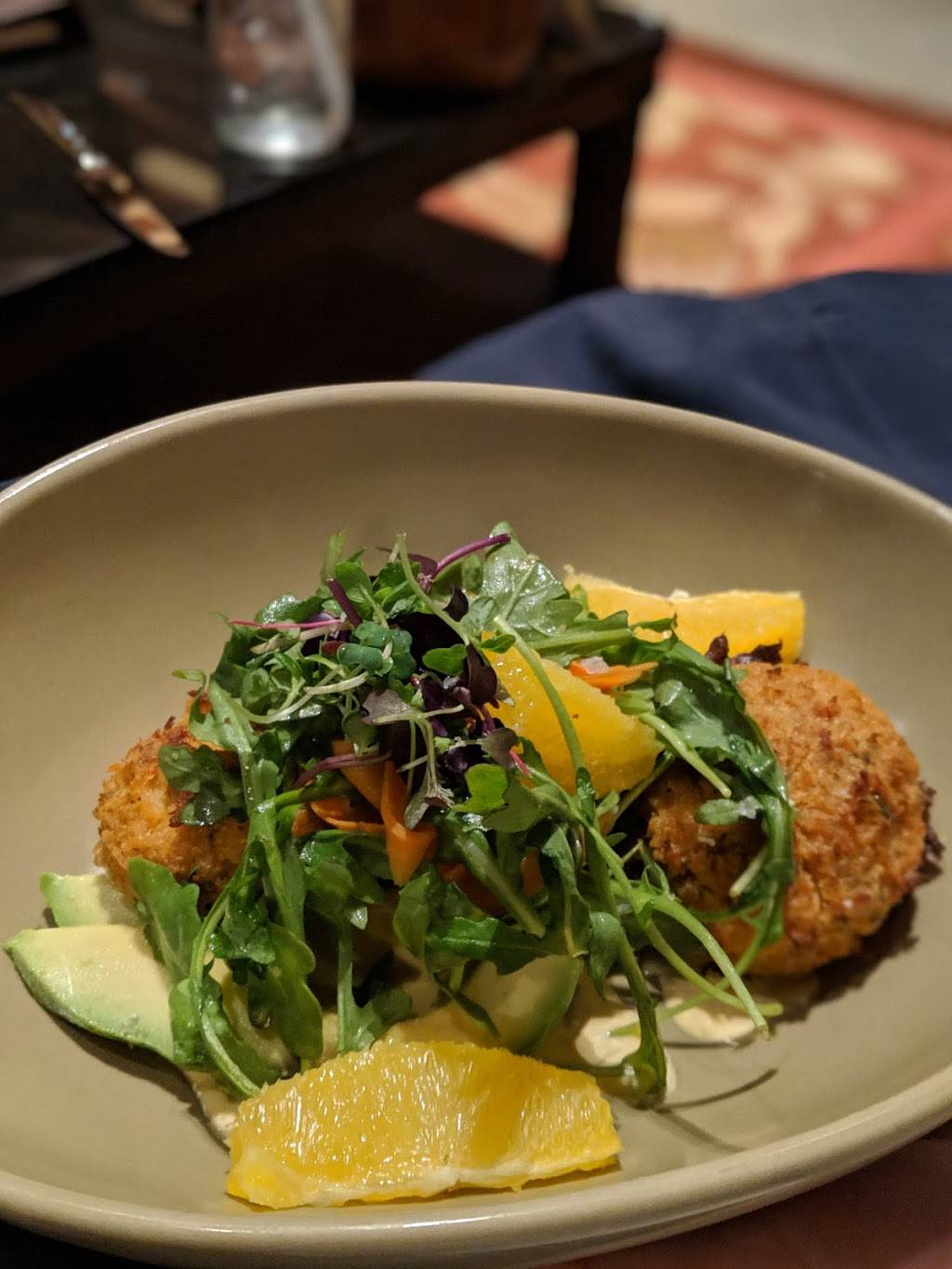 The Living Room | restaurant | 13031 Ritz Carlton Highlands Ct, Truckee, CA 96161, USA | 5305623050 OR +1 530-562-3050