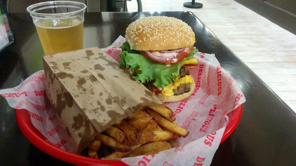 Good Stuff Eatery Chicago | restaurant | 22 S Wabash Ave, Chicago, IL 60603, USA | 3128543027 OR +1 312-854-3027