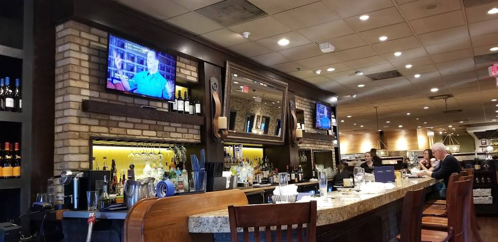 Carrabbas Italian Grill | restaurant | 2370 SW College Rd, Ocala, FL 34471, USA | 3528670240 OR +1 352-867-0240