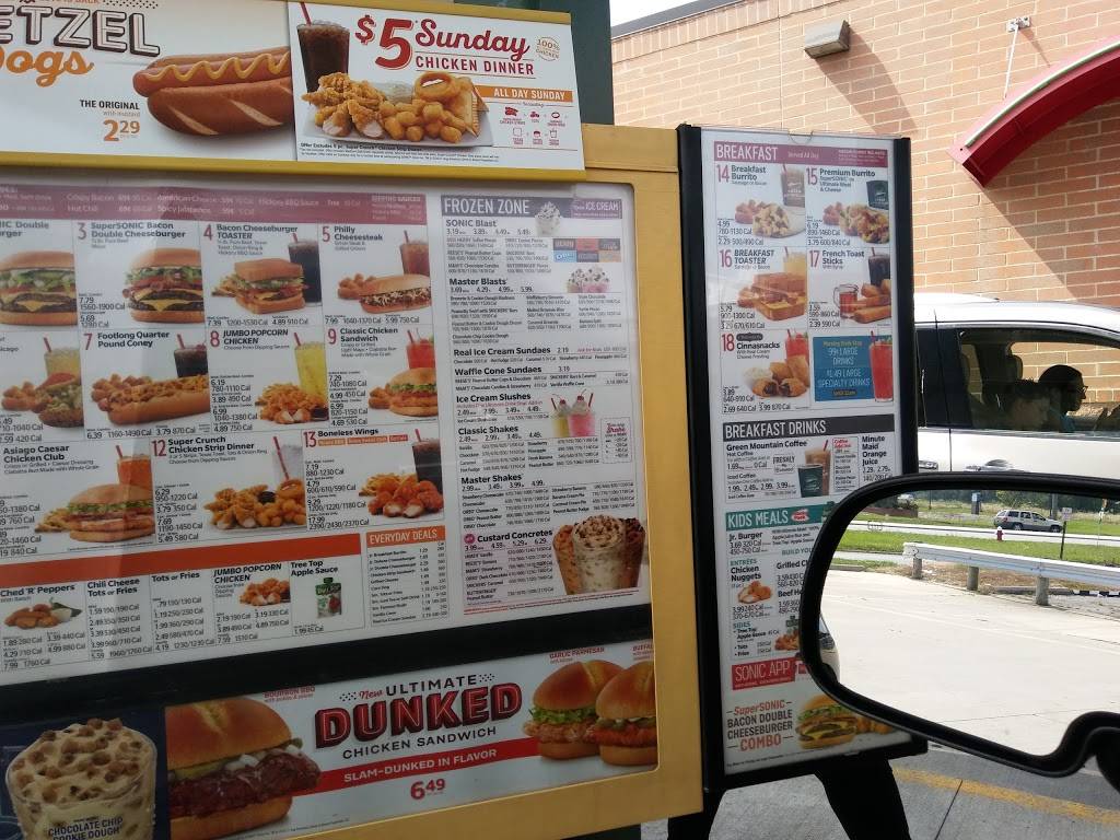Sonic Drive-In | restaurant | 5606 Milan Rd, Sandusky, OH 44870, USA | 4196215500 OR +1 419-621-5500