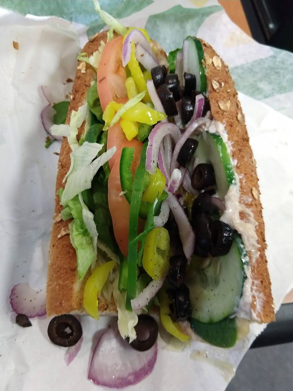 Subway | restaurant | 3035 SE Maricamp Road, Park View Commons Suite 110, Ocala, FL 34471, USA | 3526944454 OR +1 352-694-4454