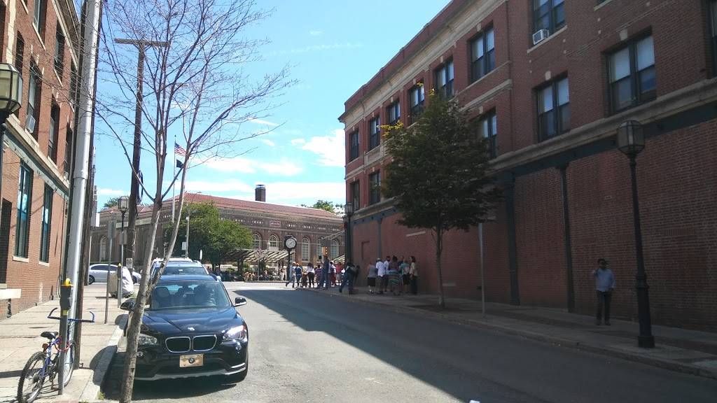 Bachata Rosa | meal delivery | modifican no13, 5th St, Chelsea, MA 02150, USA | 6178840533 OR +1 617-884-0533