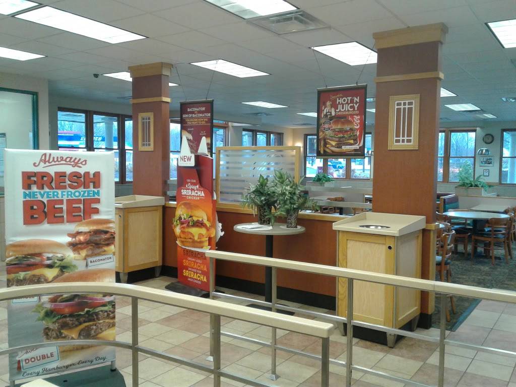 Wendys | restaurant | 23050 Broadway, Oakwood, OH 44146, USA | 4402329009 OR +1 440-232-9009