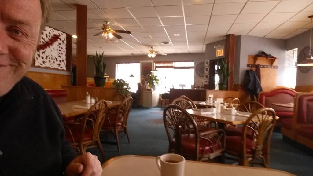 Norwood Restaurant | restaurant | 6101 N Northwest Hwy, Chicago, IL 60631, USA | 7734670316 OR +1 773-467-0316