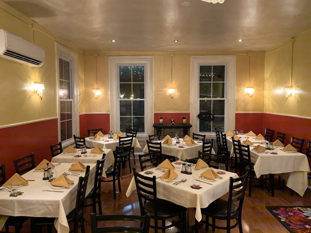 The Mint | restaurant | 164 Nassau St, Princeton, NJ 08542, USA | 6092855475 OR +1 609-285-5475