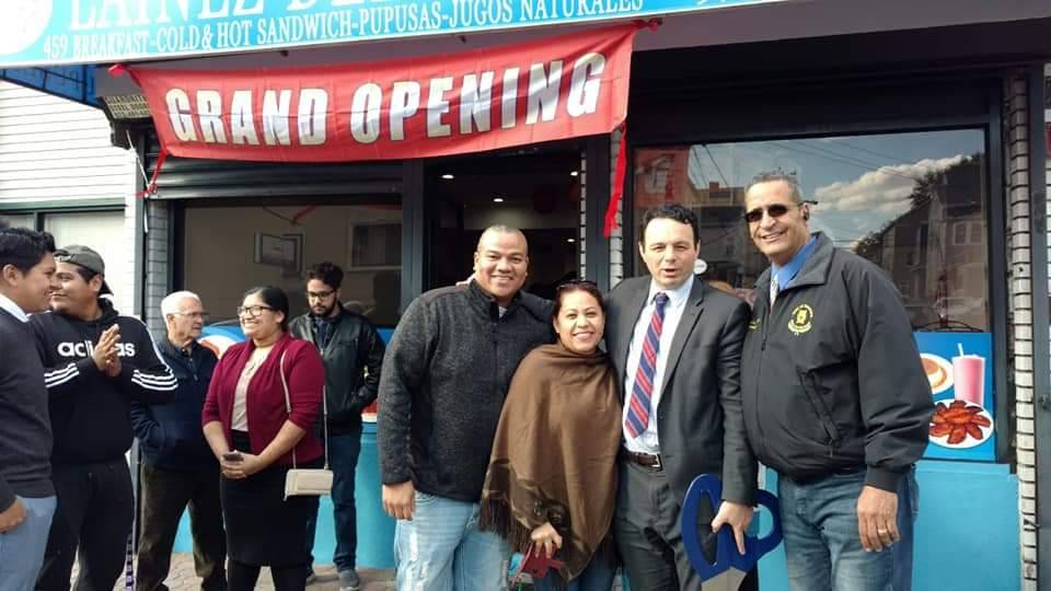 Lainez DELI & pupuseria | restaurant | 459 River St, Paterson, NJ 07524, USA | 9737824414 OR +1 973-782-4414