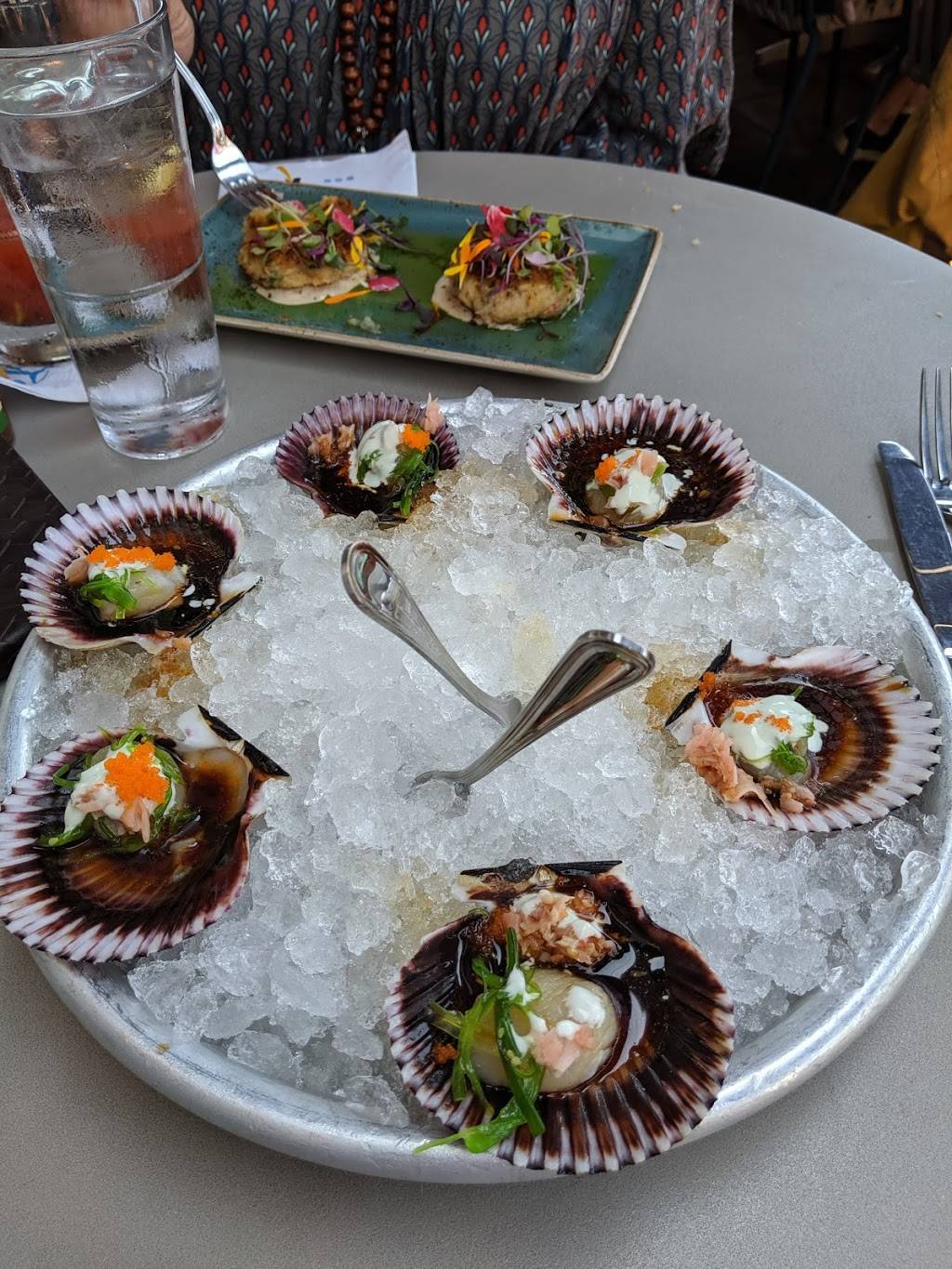 Bluewater Grill | restaurant | 15 E Cabrillo Blvd, Santa Barbara, CA 93101, USA | 8058455121 OR +1 805-845-5121