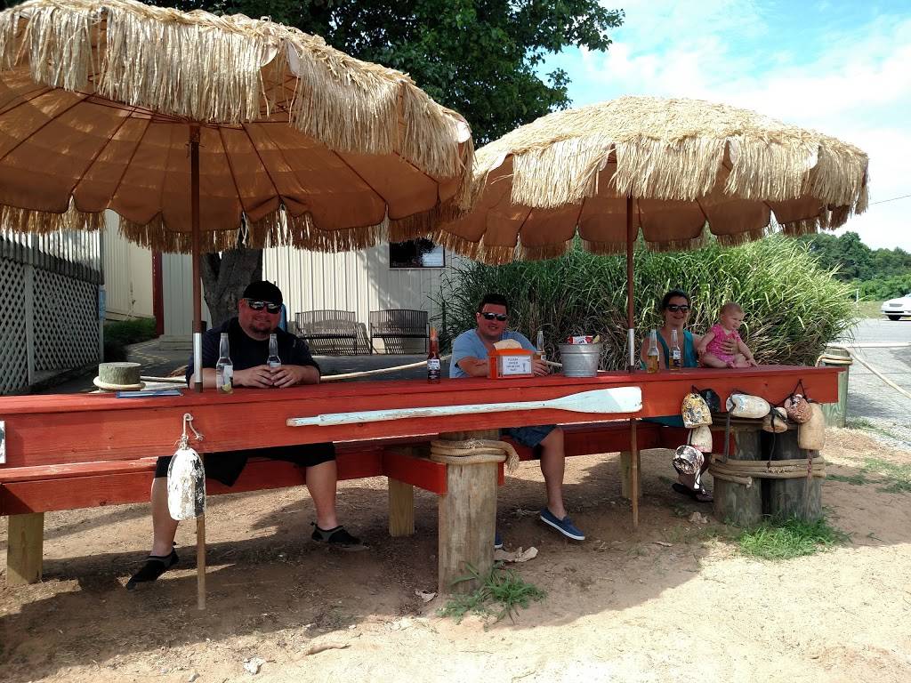 Portside Grill & Bar | restaurant | 3619 Airport Rd, Moneta, VA 24121, USA | 5402977100 OR +1 540-297-7100