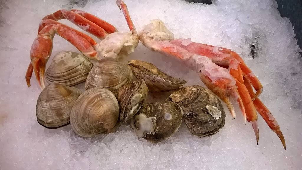 Ocean Fish Market & Fish Fry | restaurant | 130 N Main St, Spring Lake, NC 28390, USA | 9104974275 OR +1 910-497-4275