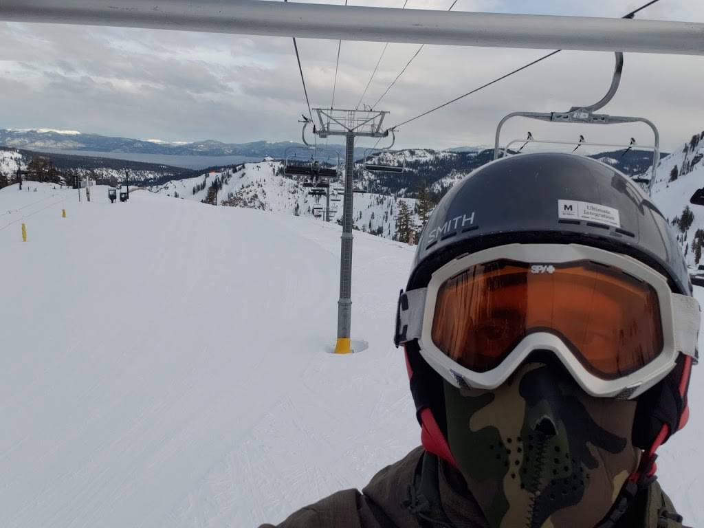 Gold Coast Lodge | restaurant | 1960 Squaw Valley Rd, Olympic Valley, CA 96146, USA | 5305846120 OR +1 530-584-6120