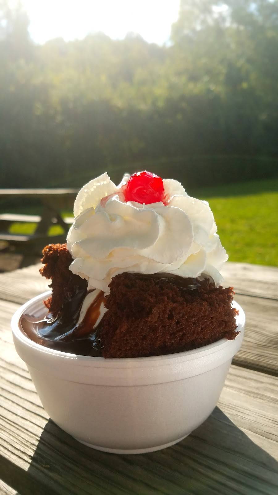 Putzs Creamy Whip | meal takeaway | 2673 Putz Pl, Cincinnati, OH 45211, USA | 5136818668 OR +1 513-681-8668