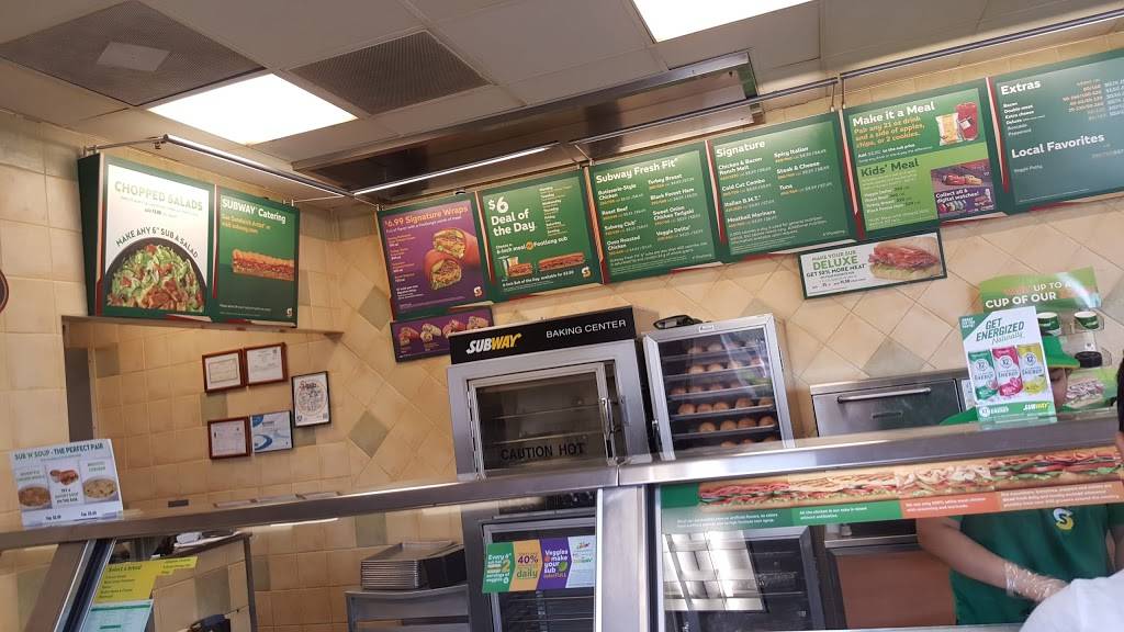 Subway | restaurant | 4624 Telephone Rd Unit A, Ventura, CA 93003, USA | 8056441138 OR +1 805-644-1138