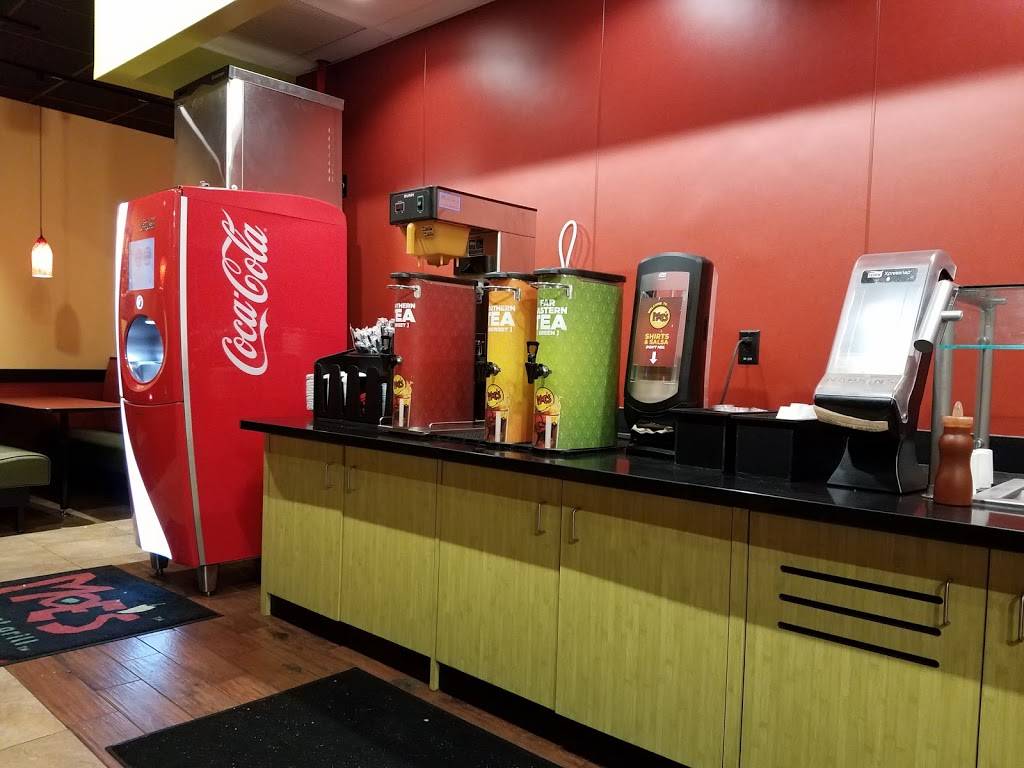 Moes Southwest Grill | restaurant | 704 Hartford Pike, Dayville, CT 06241, USA | 8604129063 OR +1 860-412-9063