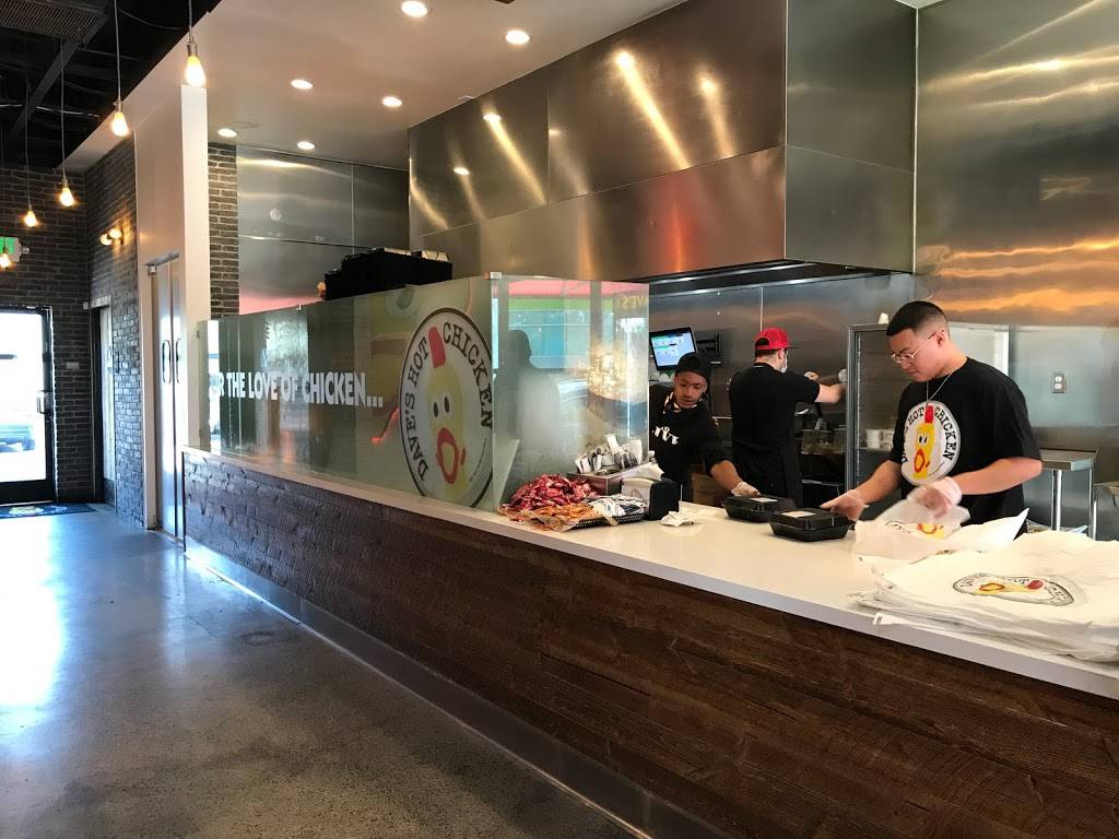 Dave’s Hot Chicken | restaurant | 5166 Lankershim Blvd Ste D, North Hollywood, CA 91606, USA | 3232138090 OR +1 323-213-8090