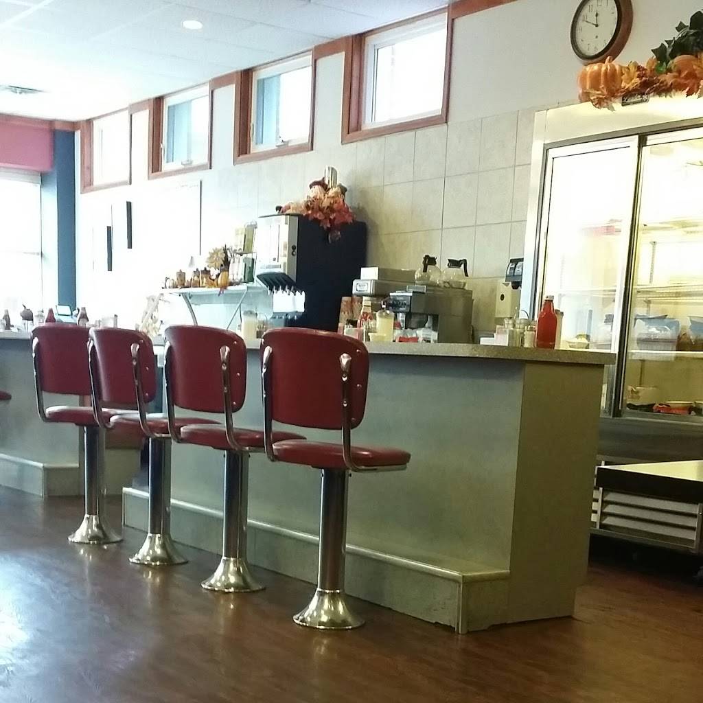 Merchantville Diner | restaurant | 24 S Centre St, Merchantville, NJ 08109, USA | 8566638500 OR +1 856-663-8500