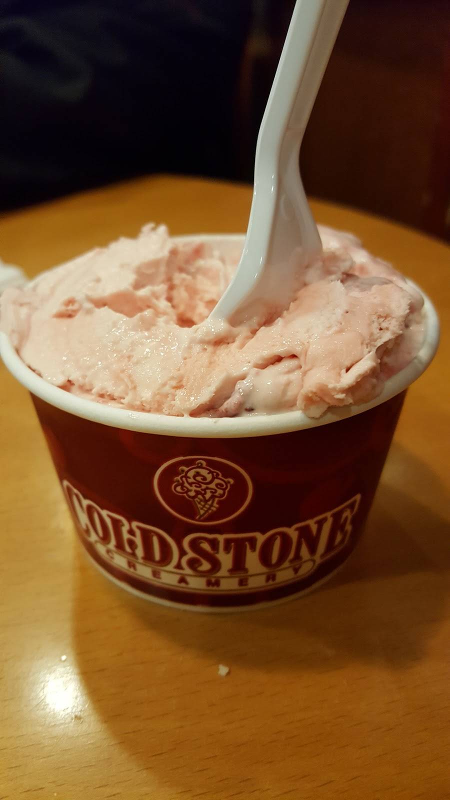 Cold Stone Creamery | bakery | 55 S Raceway Rd Ste 400, Indianapolis, IN 46231, USA | 3172712501 OR +1 317-271-2501