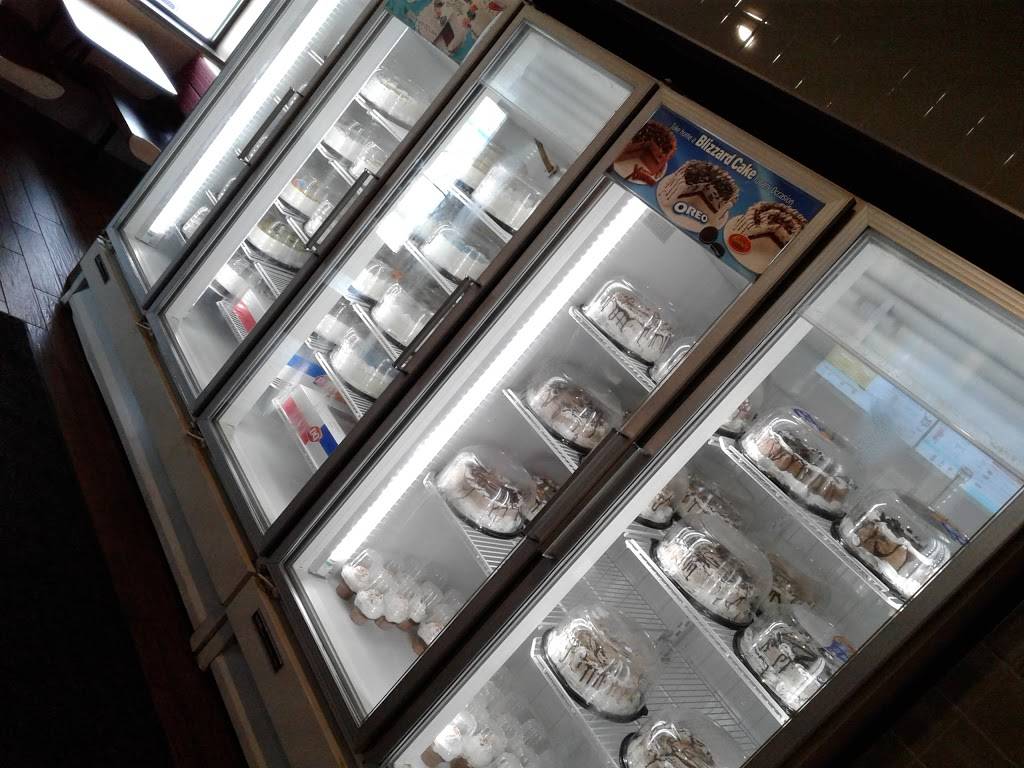 Dairy Queen | restaurant | 4501 Pine Ave, Erie, PA 16504, USA | 8148252888 OR +1 814-825-2888