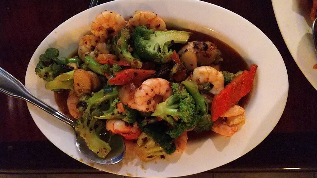 Fangs Cafe | restaurant | 24914 Kuykendahl Rd, Tomball, TX 77375, USA | 2815160850 OR +1 281-516-0850