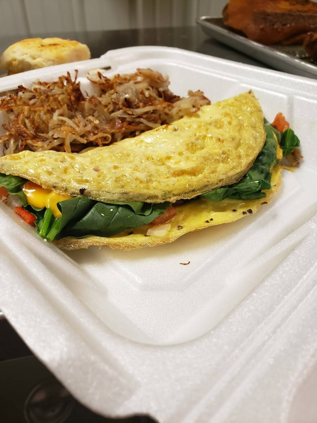 The House: Downtown Grill | restaurant | 105 S Brewer St, Paris, TN 38242, USA | 7319244111 OR +1 731-924-4111