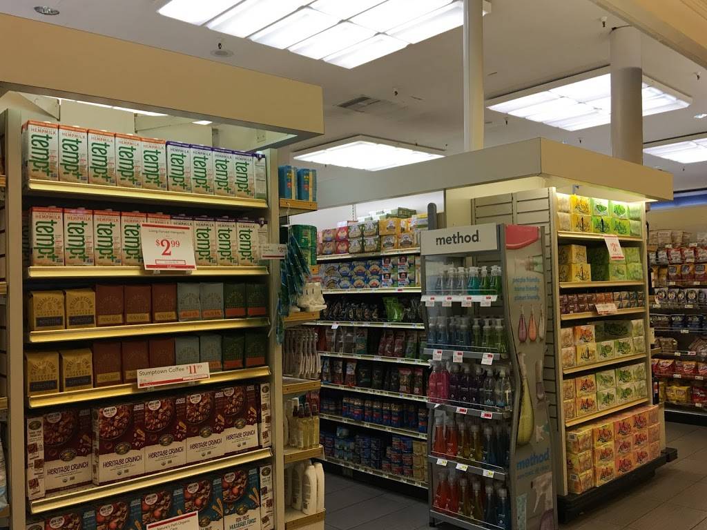 Wolfgang Puck Express | restaurant | 5500 Reseda Blvd, Tarzana, CA 91356, USA | 8187089792 OR +1 818-708-9792