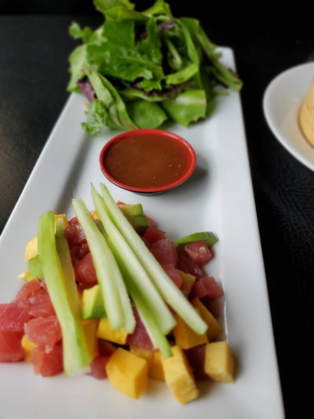 Linas Thai Bistro | restaurant | 2055 Holliday Dr, Dubuque, IA 52002, USA | 5635882345 OR +1 563-588-2345