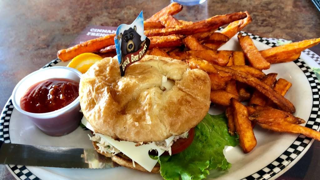 Black Bear Diner | restaurant | 235 N McCarran Blvd, Sparks, NV 89431, USA | 7753561138 OR +1 775-356-1138