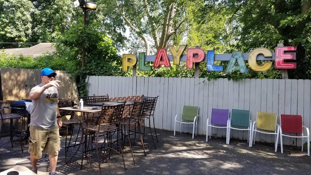 Drunken Monkey Bar & Grill | restaurant | 1816 W Division St, Springfield, MO 65802, USA | 4178620809 OR +1 417-862-0809