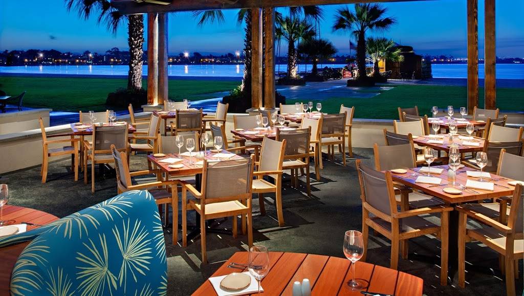 Oceana Coastal Kitchen | restaurant | 3999 Mission Blvd, San Diego, CA 92109, USA | 8585398635 OR +1 858-539-8635