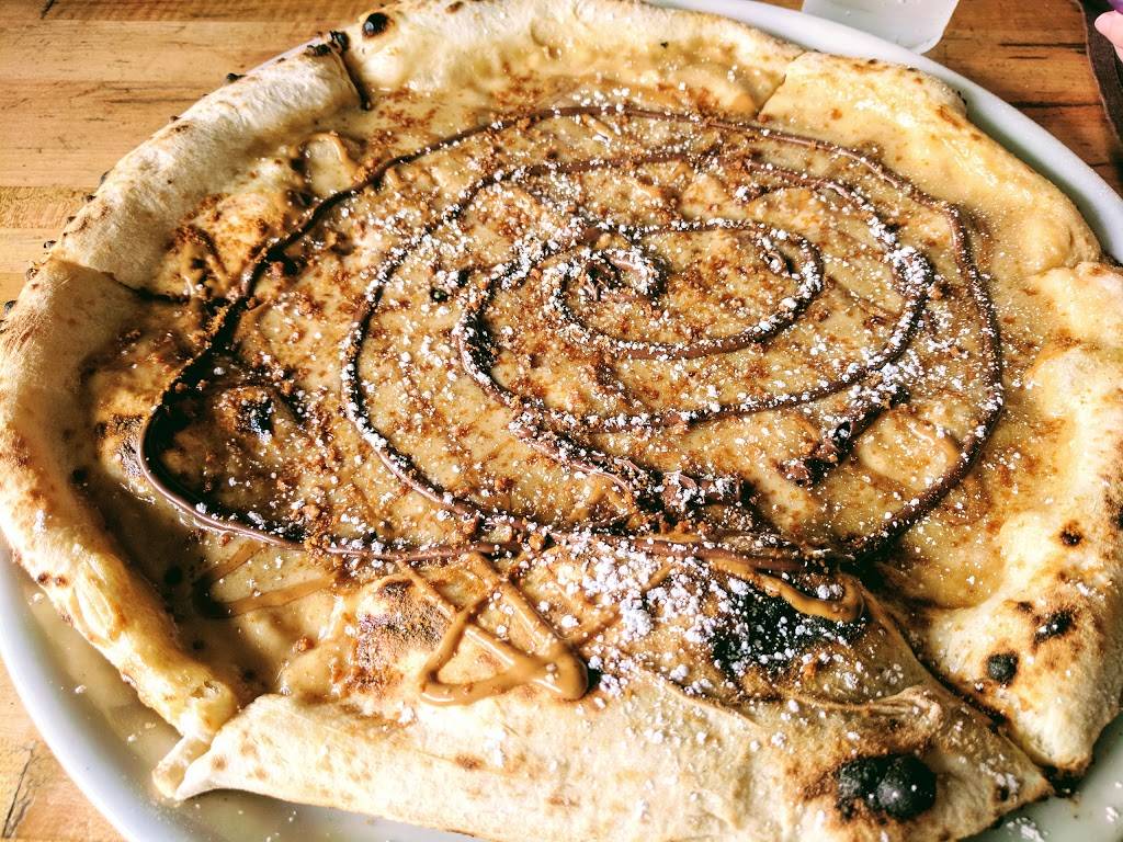 Cane Rosso | restaurant | 815 W Magnolia Ave, Fort Worth, TX 76104, USA | 8179229222 OR +1 817-922-9222