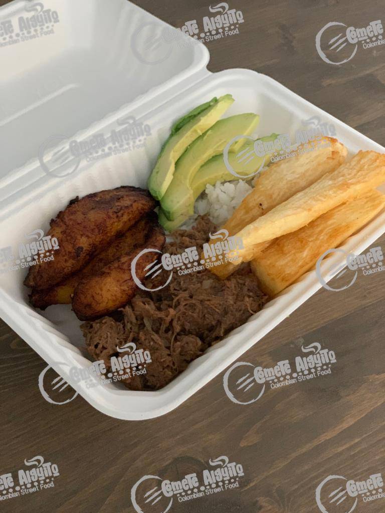 Comete Alguito Colombian Street Food | restaurant | 100 W Water St, Richmond, KY 40475, USA | 8593824946 OR +1 859-382-4946