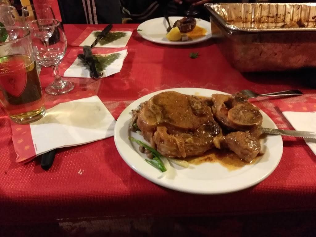 Castelo Sports Bar | restaurant | 1468 St Clair Ave W, Toronto, ON M6E 1C6, Canada | 4166534346 OR +1 416-653-4346