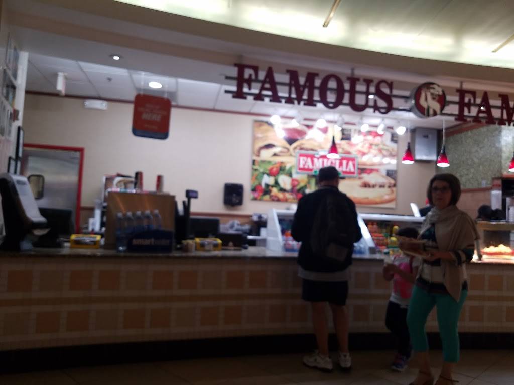 Famous Famiglia | restaurant | 1 1 Terminal Dr, Nashville, TN 37214, USA | 6152754400 OR +1 615-275-4400