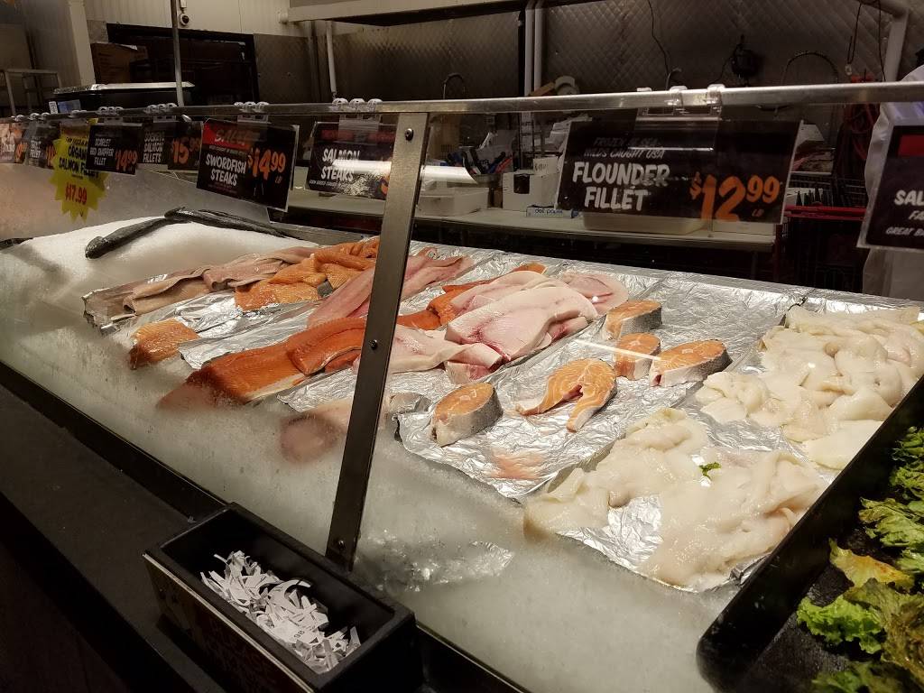 Stew Leonards | meal takeaway | 1 Stew Leonard Dr, Yonkers, NY 10710, USA | 9143754700 OR +1 914-375-4700