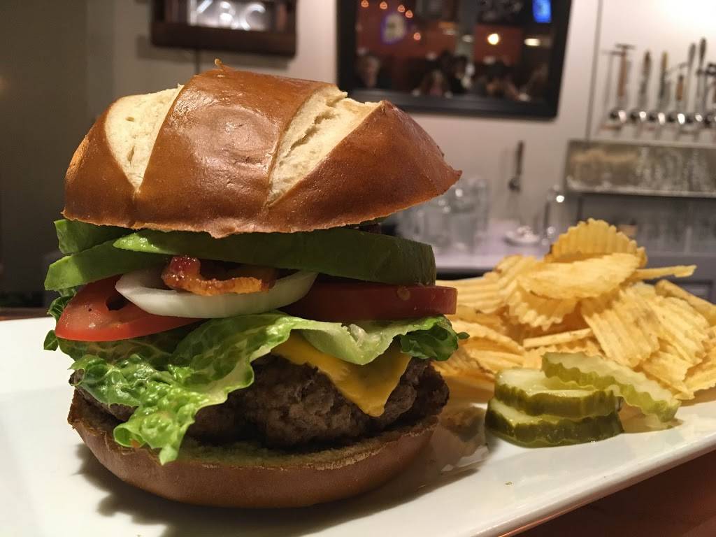 Kennett Brewing Company | restaurant | 109 S Broad St #2, Kennett Square, PA 19348, USA | 6104440440 OR +1 610-444-0440