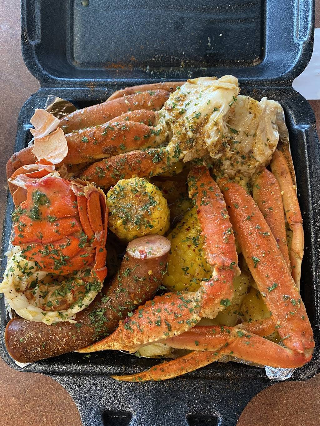 Krustaceans Seafood Restaurant | restaurant | 2908 Oak Lake Blvd #102, Charlotte, NC 28208, USA | 9802073081 OR +1 980-207-3081