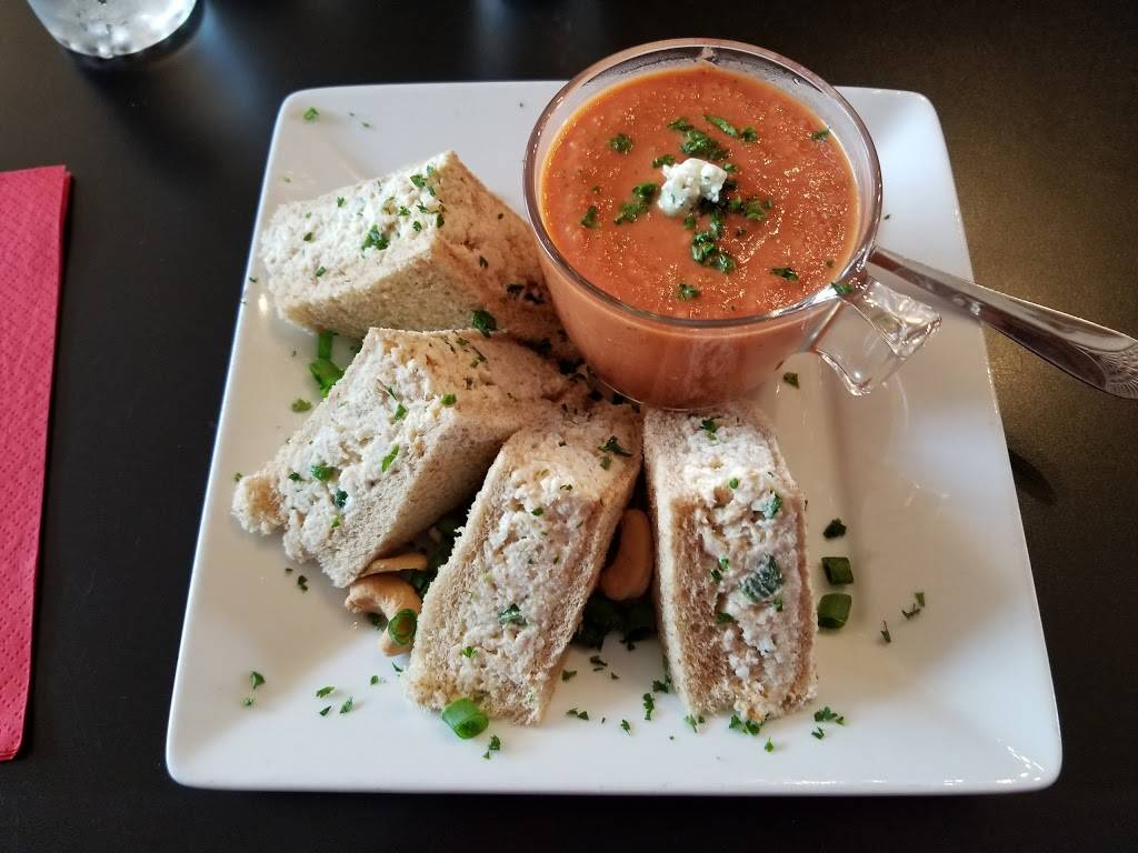 Sweet Red Bistro | restaurant | 208 W 1st Ave, Albany, OR 97321, USA | 5417040510 OR +1 541-704-0510