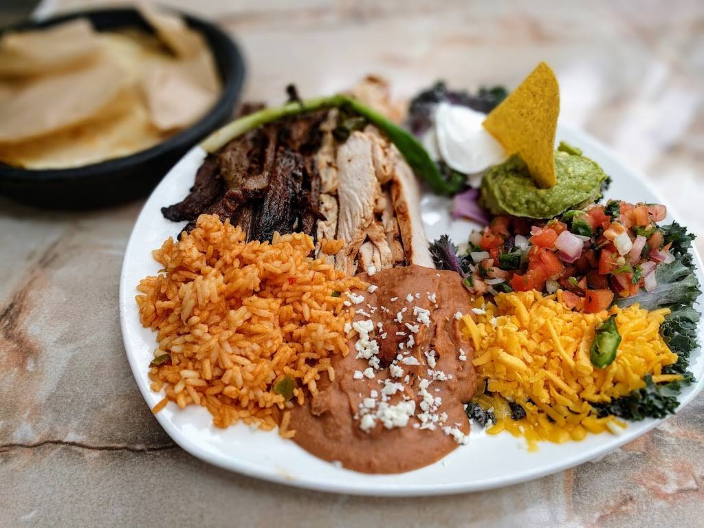 Cyclone Anaya’s Mexican Kitchen | restaurant | 5214 Morningside Dr, Houston, TX 77005, USA | 7135233600 OR +1 713-523-3600