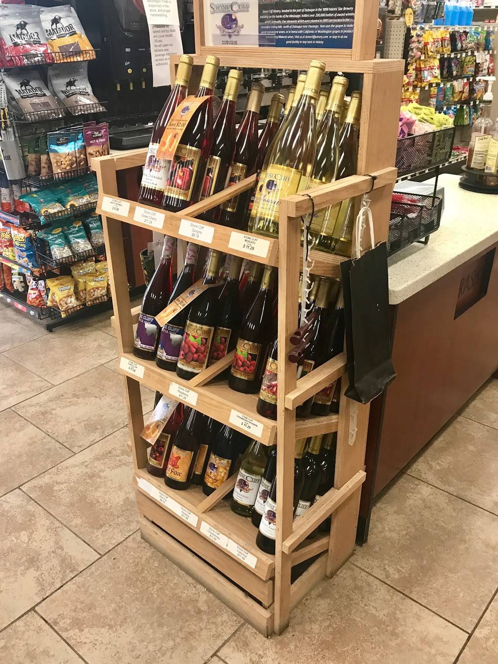 Caseys | restaurant | 1495 State St, Ely, IA 52227, USA | 3198412166 OR +1 319-841-2166