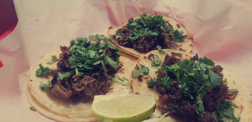 UN RINCONSITO LATINO | restaurant | 800 NW 25th St, Fort Worth, TX 76164, USA | 8178818934 OR +1 817-881-8934