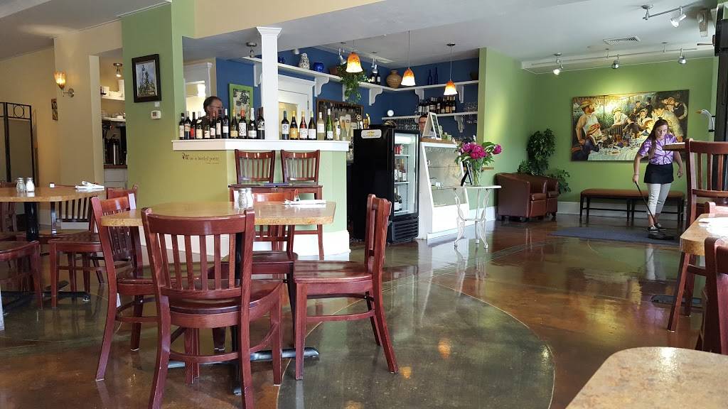 Bluefront Cafe | cafe | 3420, 86 W Maple St, Sturgeon Bay, WI 54235, USA | 9207439218 OR +1 920-743-9218