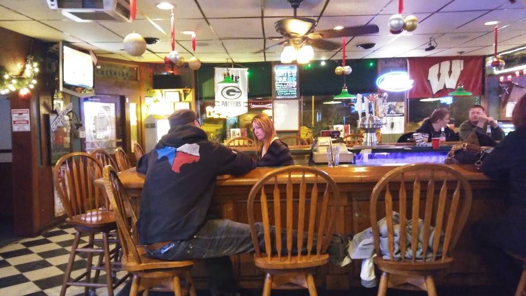 Batzlers Trackside Inn | restaurant | 8762 N Granville Rd, Milwaukee, WI 53224, USA | 4143545550 OR +1 414-354-5550