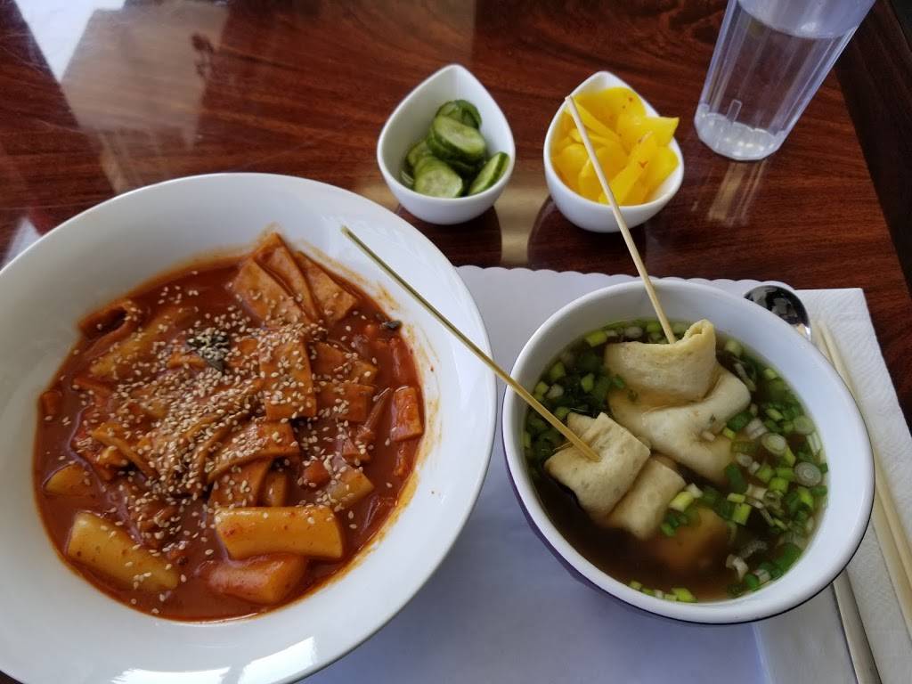 Hodori Gimbap | restaurant | 9858 W Garden Grove Blvd, Garden Grove, CA 92844, USA | 7145399088 OR +1 714-539-9088